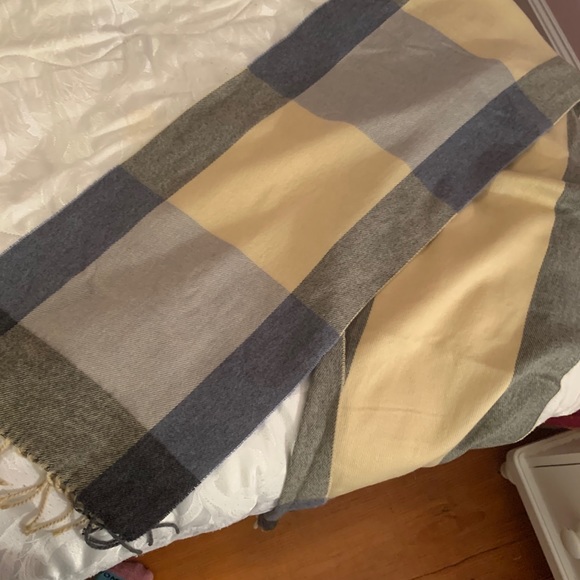 scarf!! - Picture 4 of 4